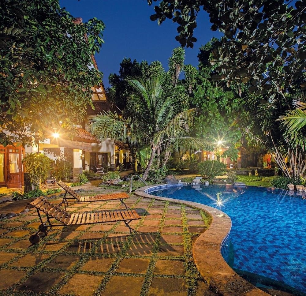 Taman liburan Duta Boutique